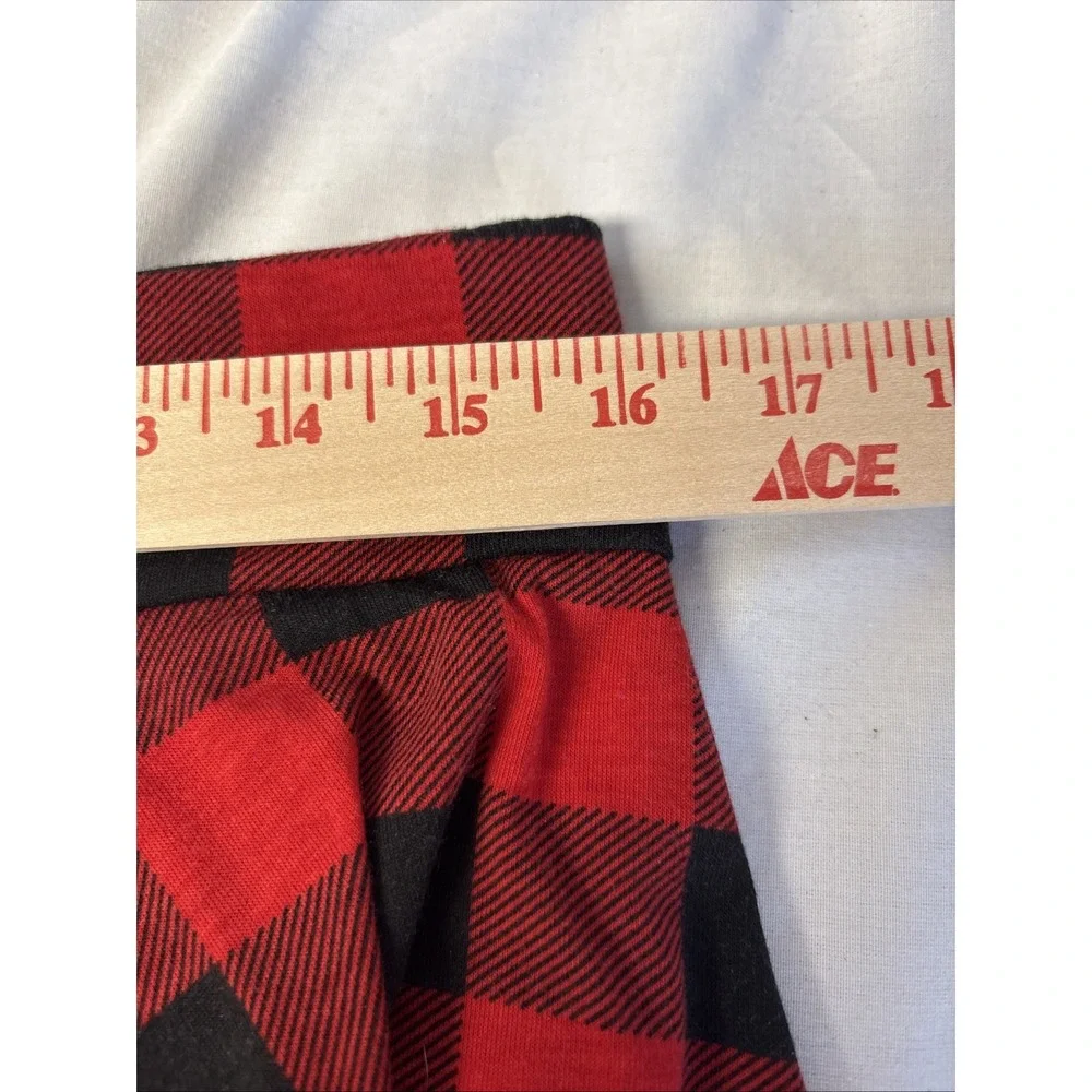 DJT Skirt With Attached Shorts Skort Women’s Size XL Red Black Plaid Pull On